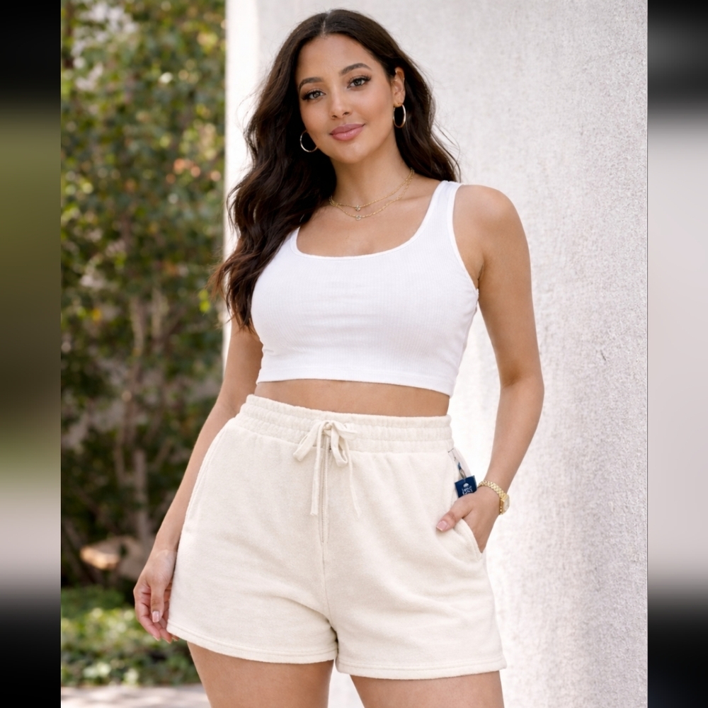 Universal Thread Cream Knit Women's Shorts, NWT